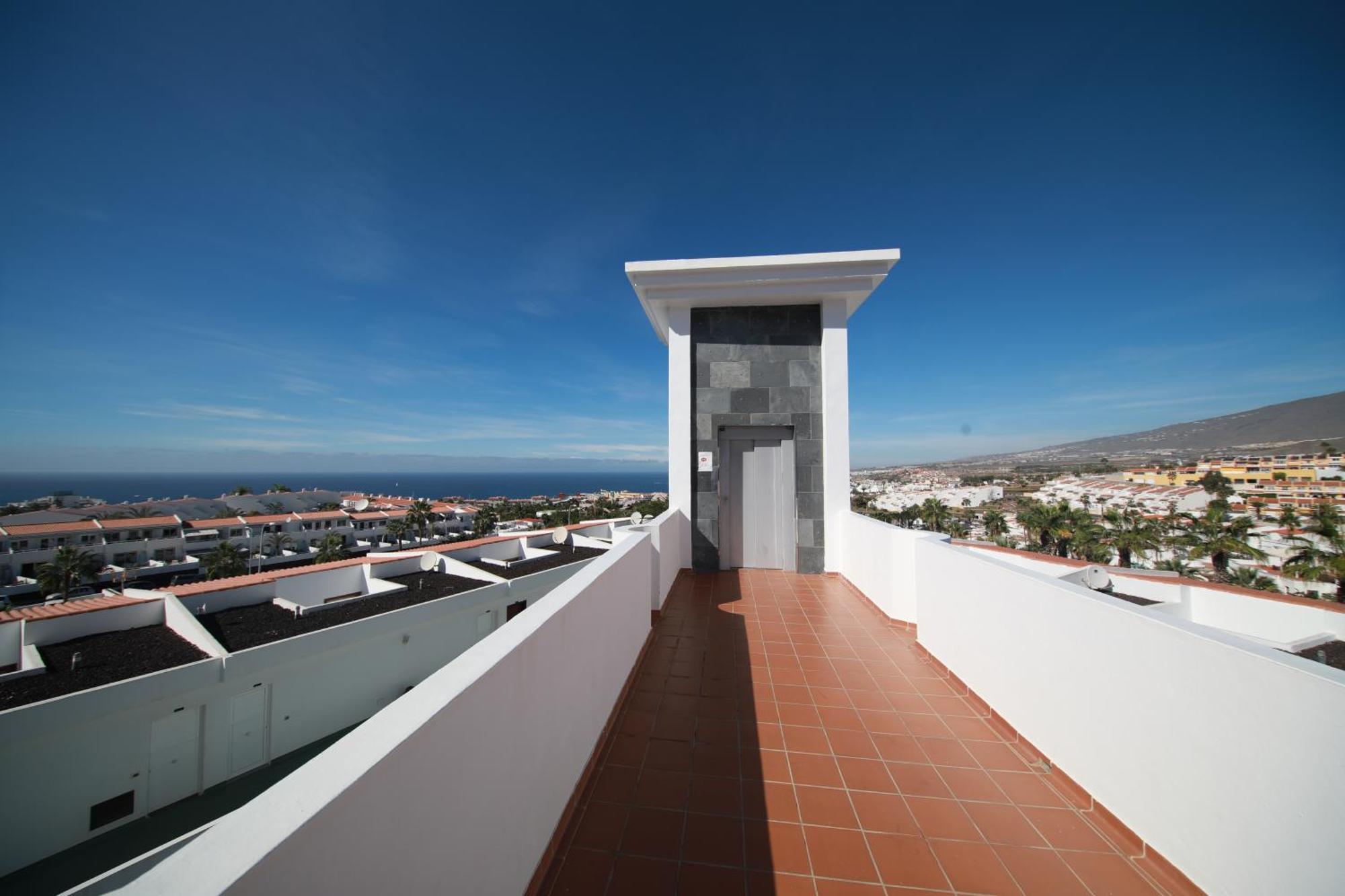 Apartments Island Village Heights Costa Adeje  ภายนอก รูปภาพ